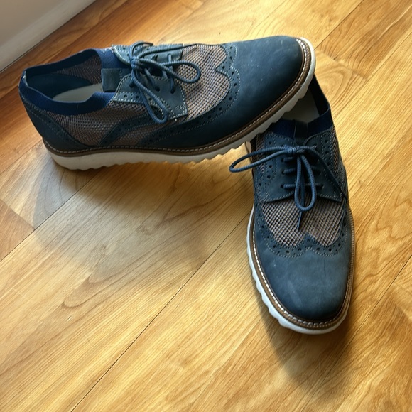 Dockers Smart Series Wing-Tip Oxfords - Picture 2 of 4